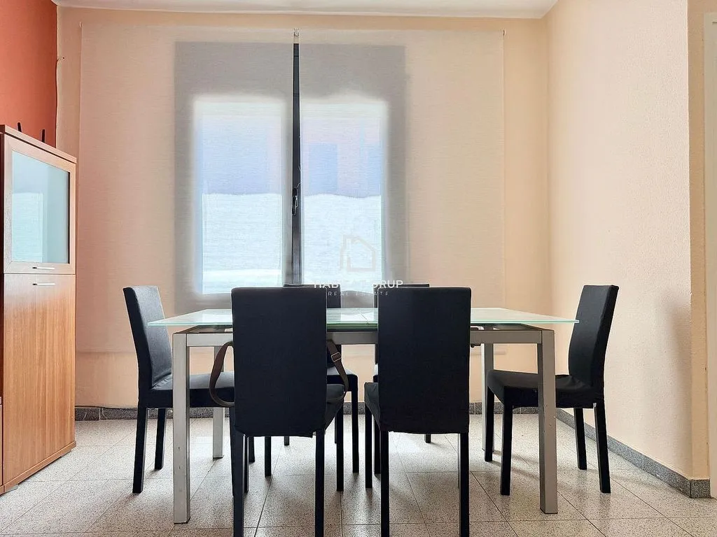 Söögituba - Semi-detached House with Pool in Manlleu