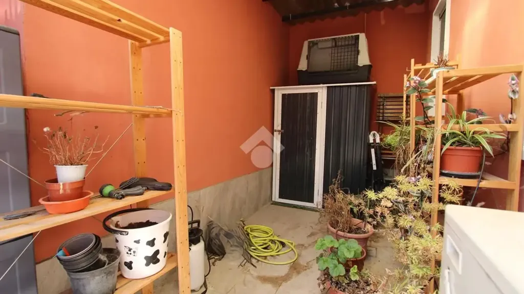 Utility Room - Rustic Detached House with Garden in Bareggio
