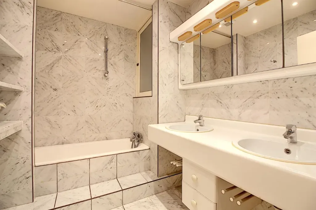 Vannitoad - Apartment with Terrace in Tournai