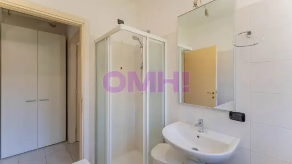 Vannitoad - Ground Floor Flat with Balcony in Gallarate