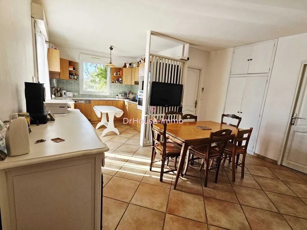 Salle à manger - Maison avec Piscine et Vue à Marseille-13e