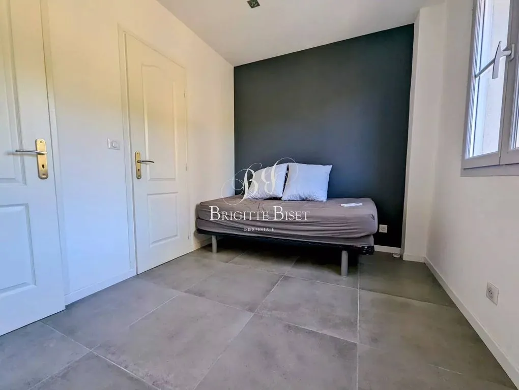 Chambres - Villa Moderne avec Piscine à Sainte-Maxime