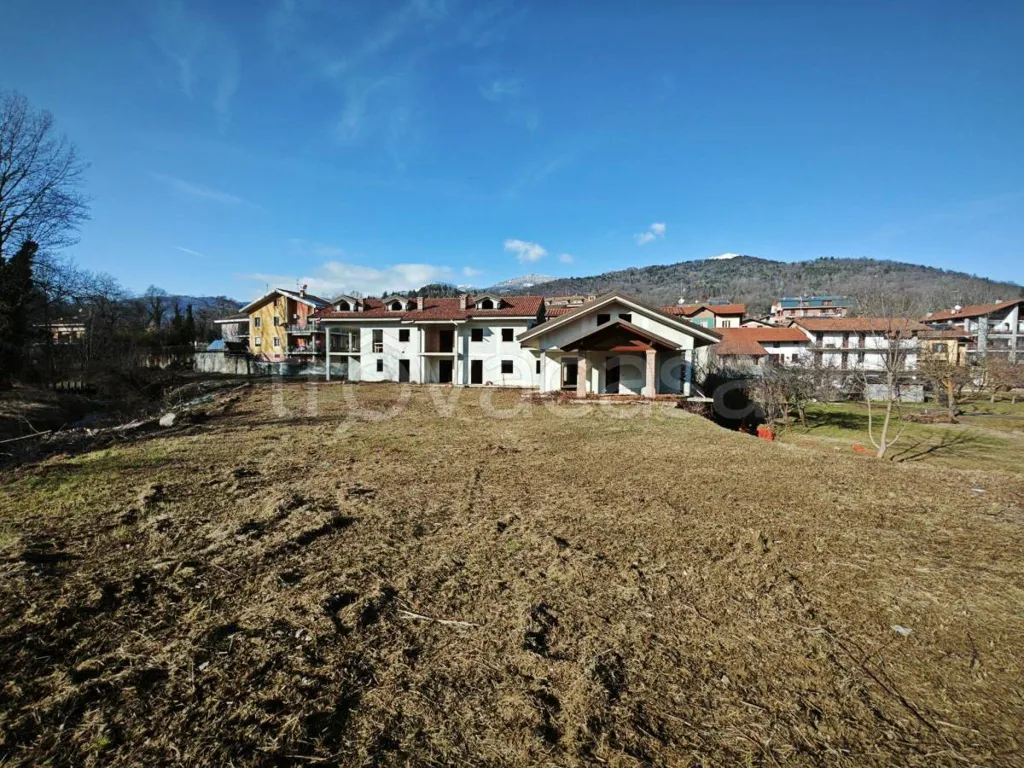 Aed - New Villa with Garden in Dronero