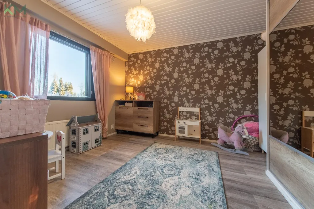 Magamistoad - Detached House with Garden in Nopankylä