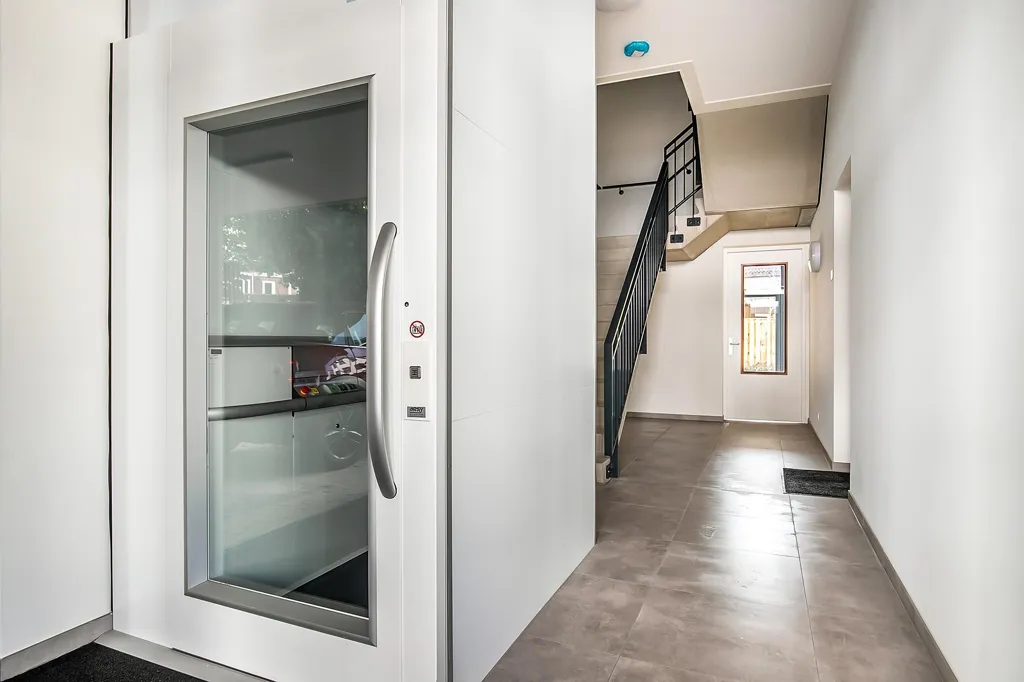 Esik - Woon-/Werkappartement with Loft in Eindhoven