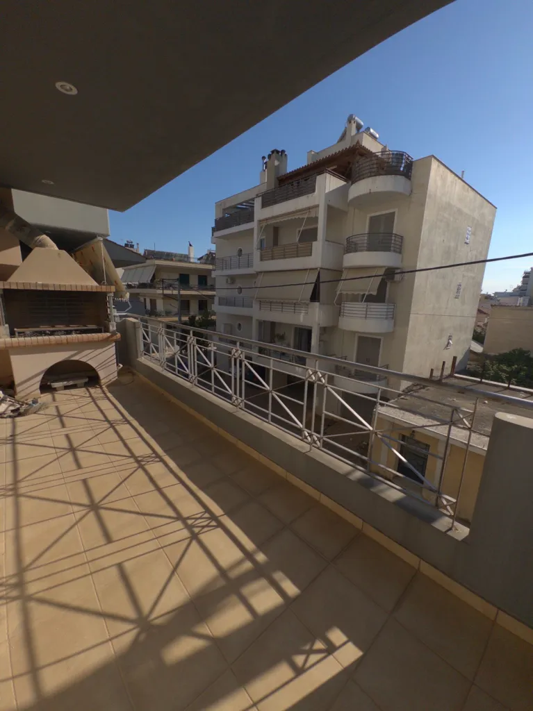Terrass - Bright Apartment with Balcony in Athens Centre