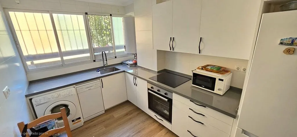 Köök - Bright Apartment with Garage in Parque del Sur
