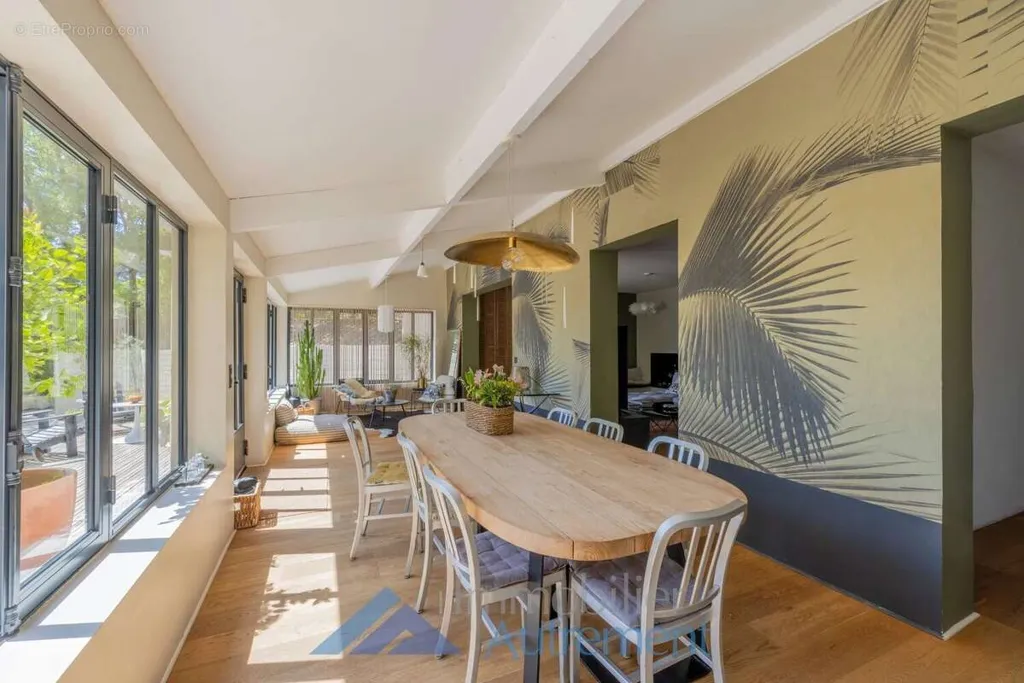 Söögituba - Charming Property with Pool in Puyricard