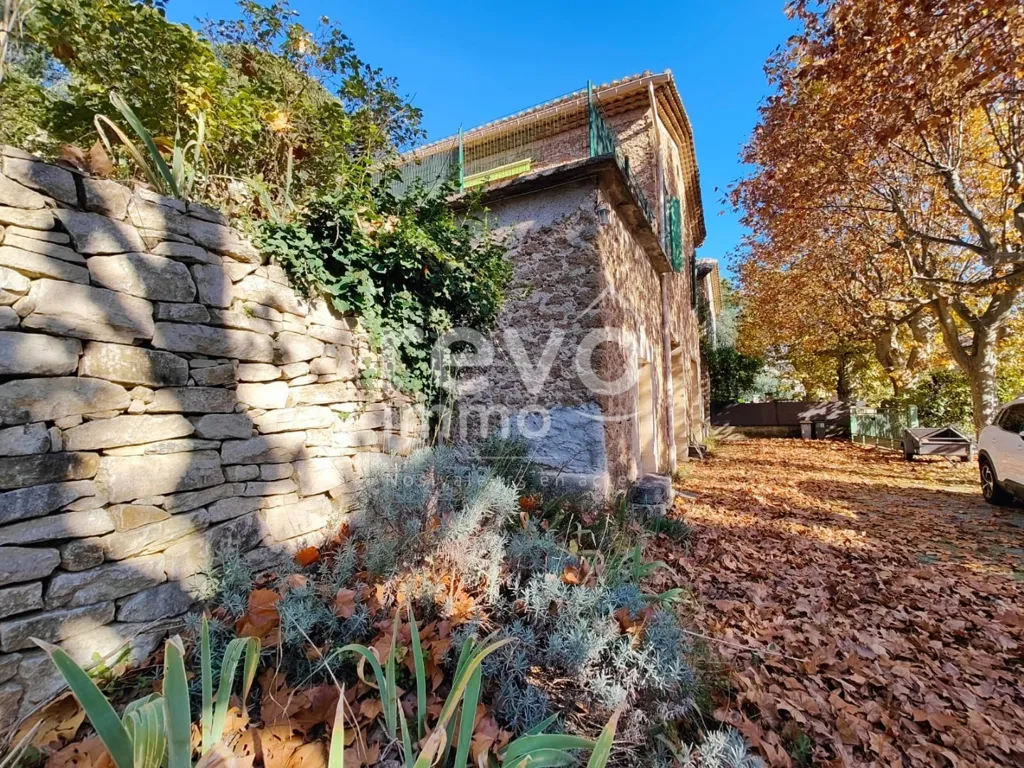 Garden - Charming Stone House with Potential in Beaumes-de-Venise