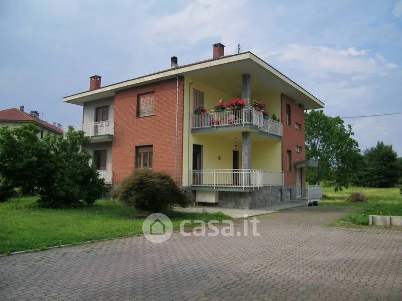 Extérieur - Four-Room Apartment with Garden in Mathi