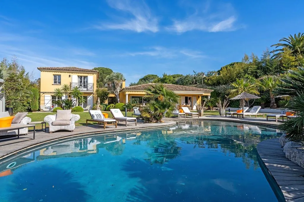 Bassein - Luxury Villa with Pool in Saint-Tropez