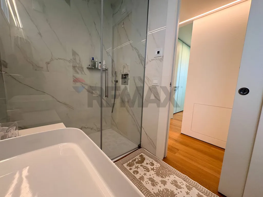 Vannitoad - Attic with Pool in Central Jesolo