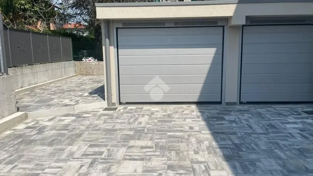 Esterno - Appartamento con terrazzo e box a Vaprio D'Adda
