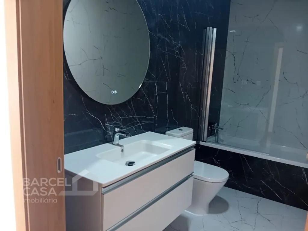 Salles de bain - Luxury House with Stone Architecture in Barcelos