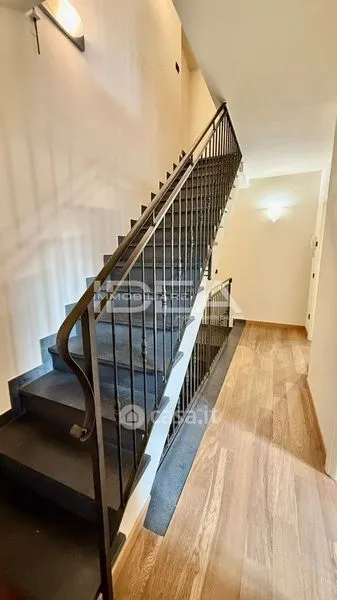 Rooms - Contemporary Villa with Balconies in Lucca