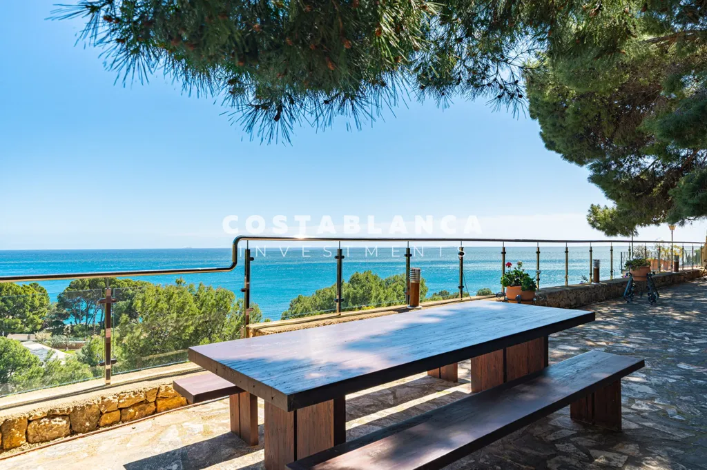 Terrasse - First Line Villa with Sea Views in Altea Hills