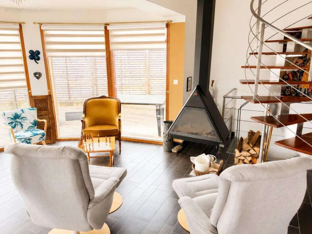 Séjour - Maison Contemporaine avec Vue Mer à Perros-Guirec