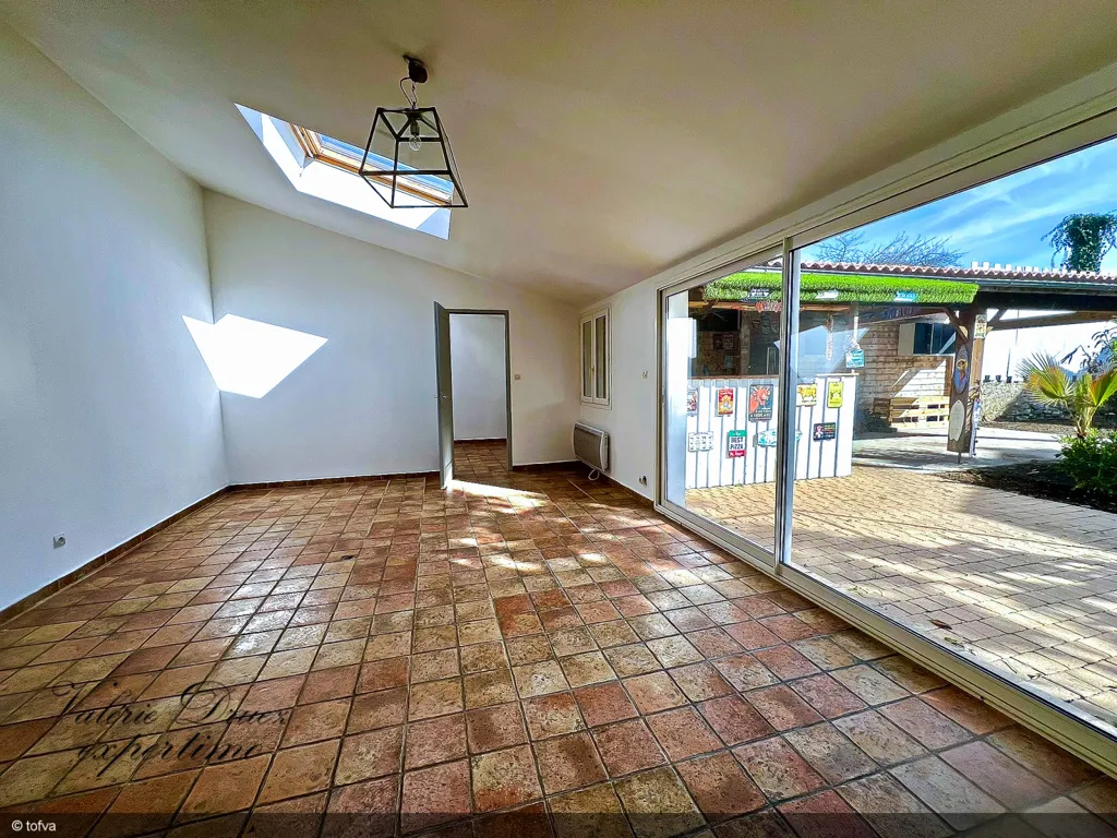 Charming Maison with Central Garden in La Tremblade