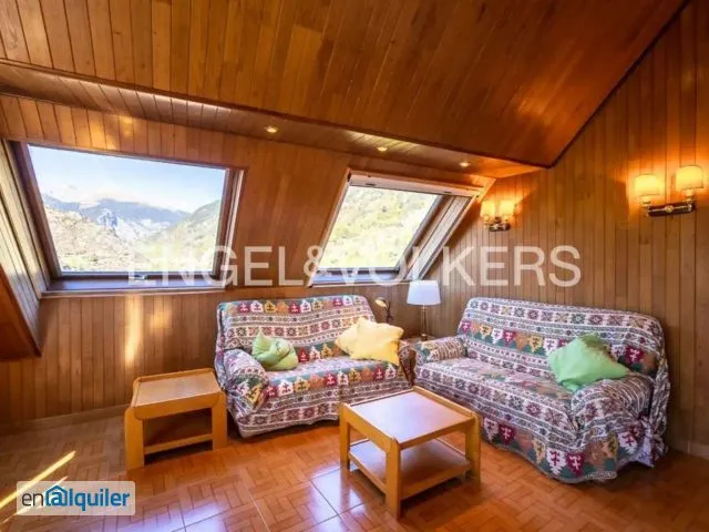 Séjour - Bright Penthouse with Funicamp Access in Encamp