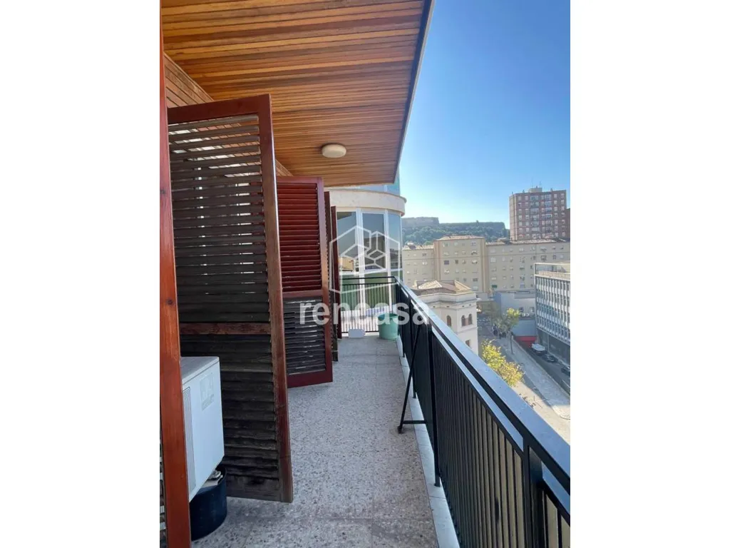 Rõdu - Spacious Flat with Terrace in Lleida Centre