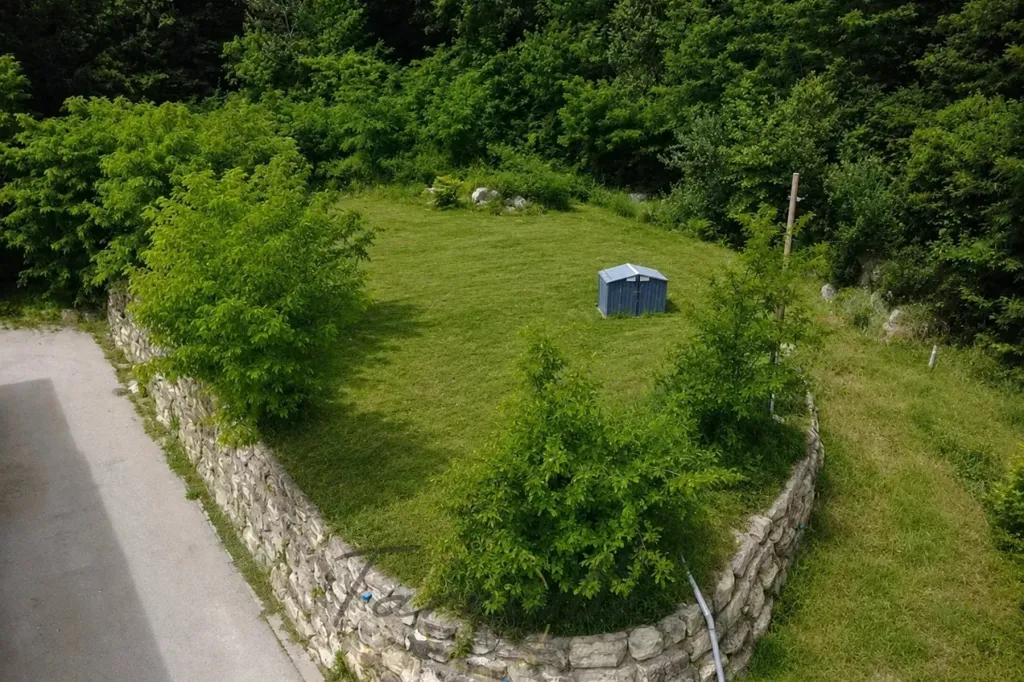 Vue aérienne - Terrain Constructible en Position Dominante à Montélimar