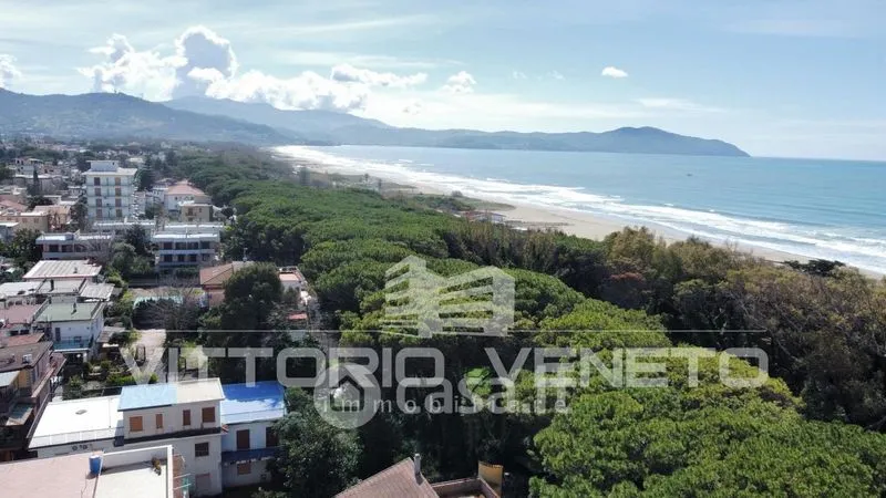 Apartment with Balcony in Capaccio Paestum