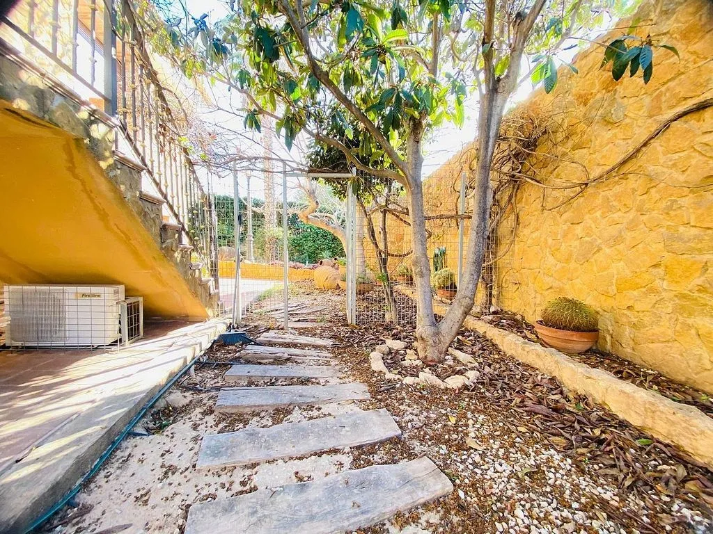 Jardin - Luxury Villa with Pool in Playas de Orihuela