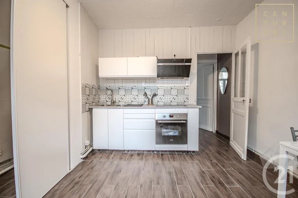 Cuisine - Appartement Meublé 2 Pièces en Centre-Ville de Maubeuge