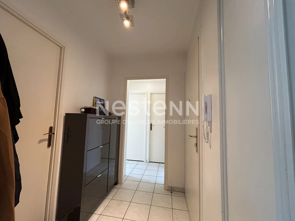 Pièces - Appartement avec Balcon et Parking à Igny, Secteur Sablons