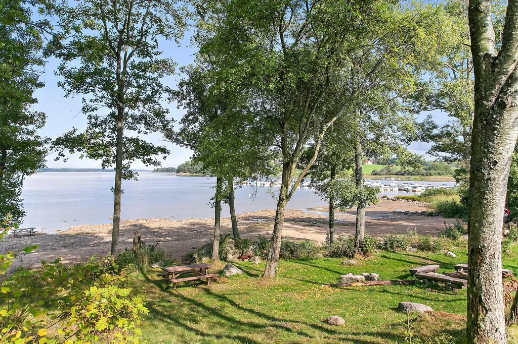 Aed - Plot for Custom House in Västra Götaland