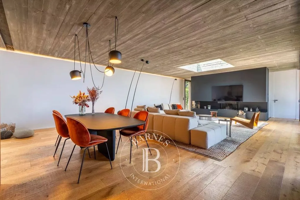 Salle à manger - Villa Contemporaine avec Vue Panoramique à Corbara