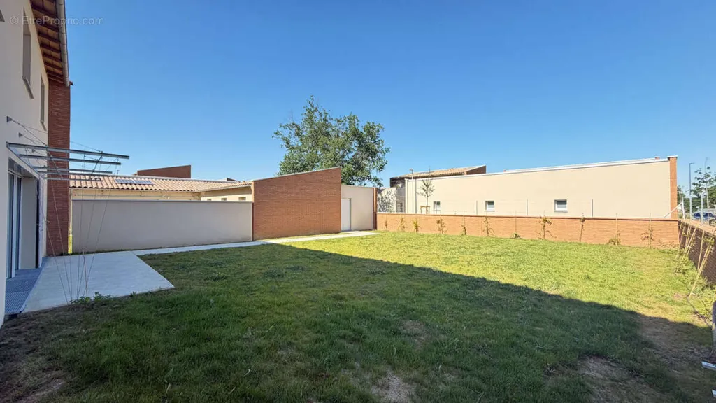 Giardino - Modern House with Garden in Pibrac