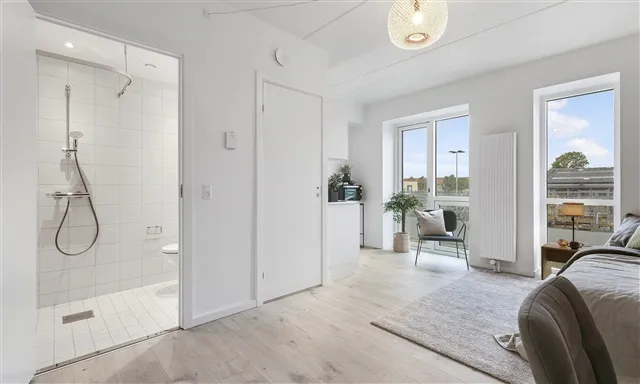 Magamistoad - Two-Room Apartment with Shared Amenities in Valby