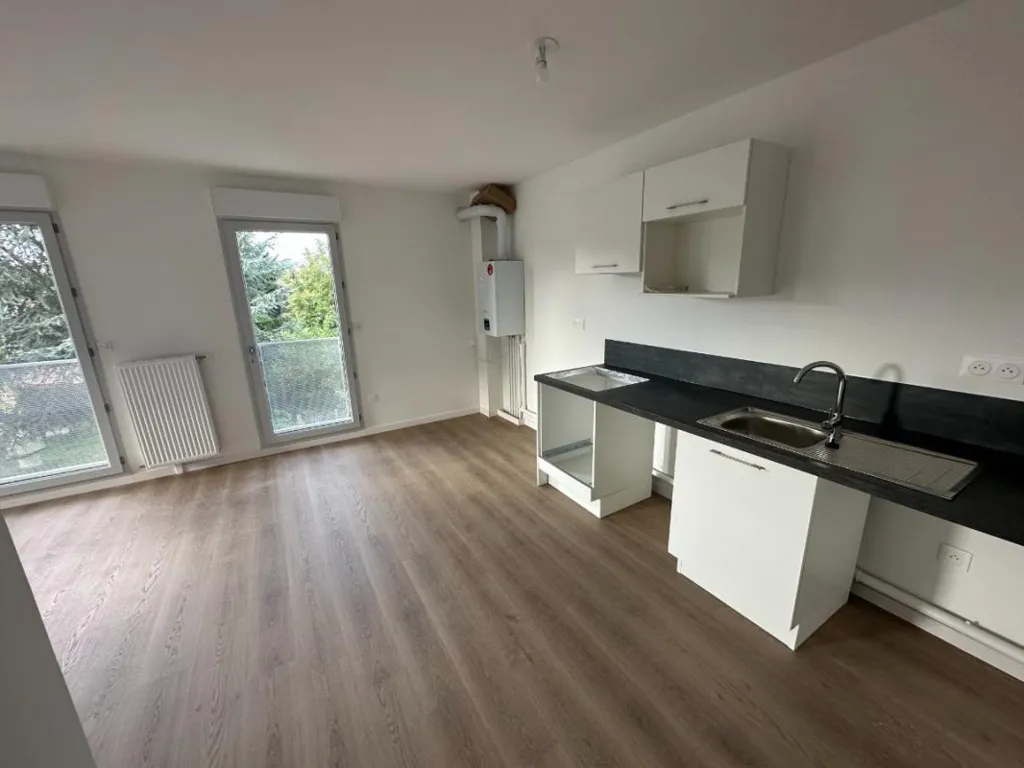 Cucina - T3 Flat with Balcony in Clermont de l'Oise
