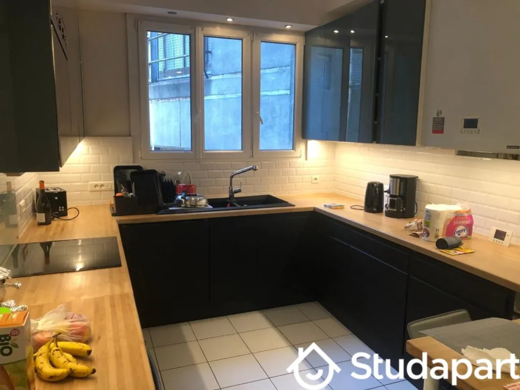 Köök - Shared Flat with Balcony in City Centre