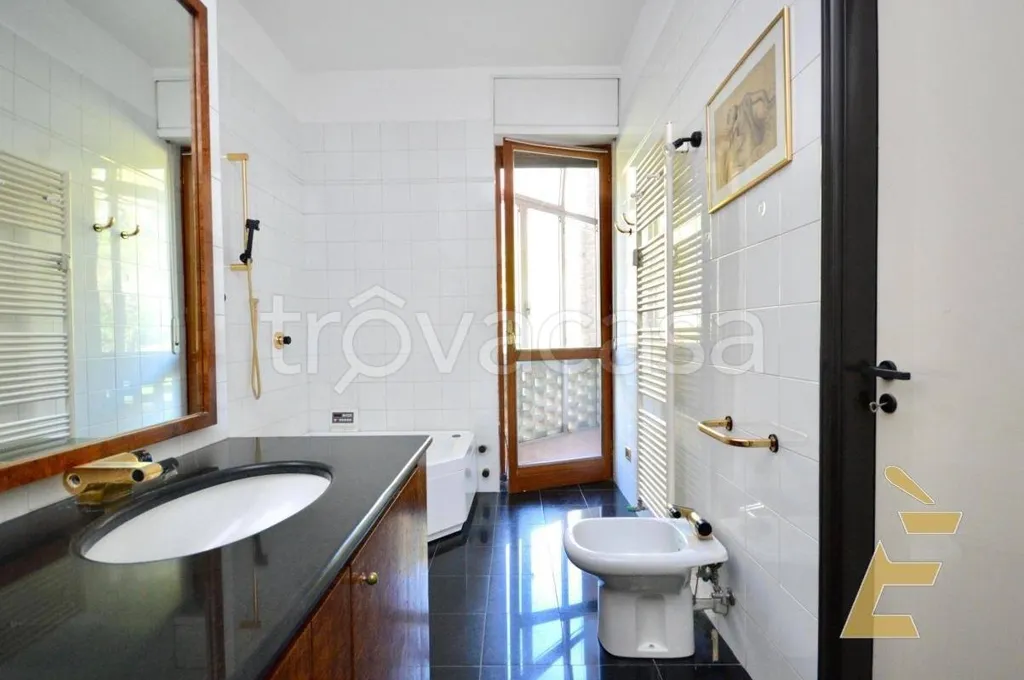 Vannitoad - Penthouse with Panoramic View in Moncalieri