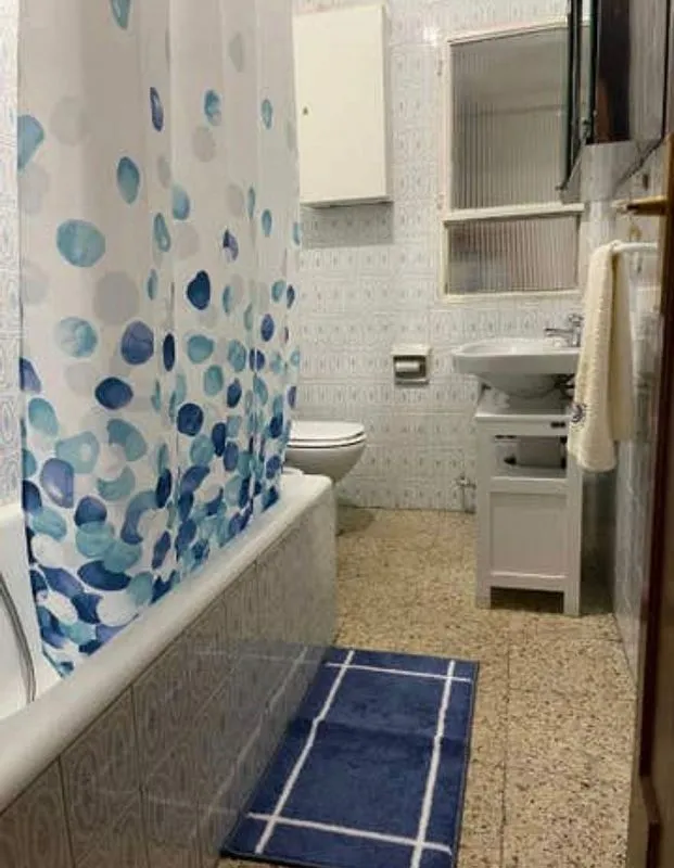 Bagni - Furnished Flat with Campus Proximity in Salamanca