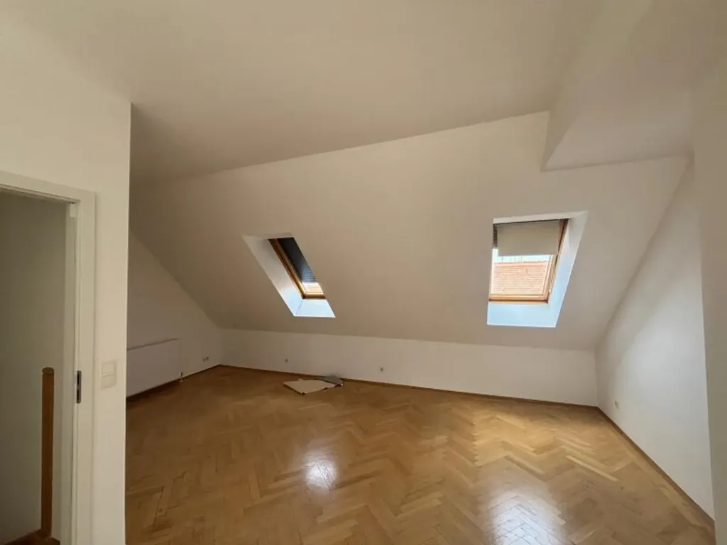 Pièces - Maisonette with Dachterrasse in Wiener Neustadt