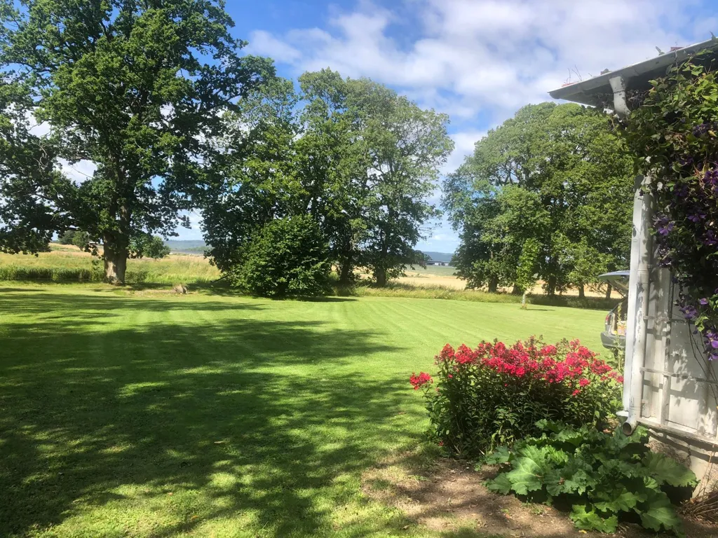 Jardin - Victorian House with Garden in Ödeshög