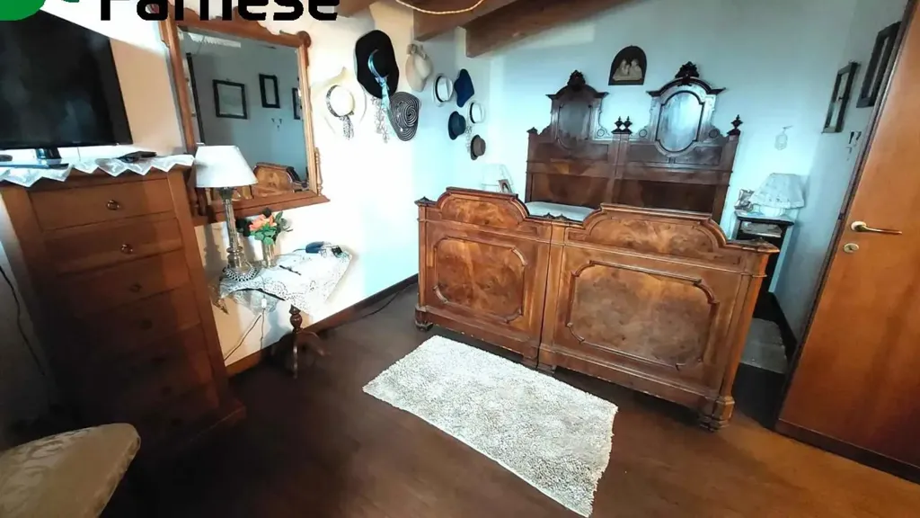Magamistoad - Rustic Home with Historic Charm in Travo