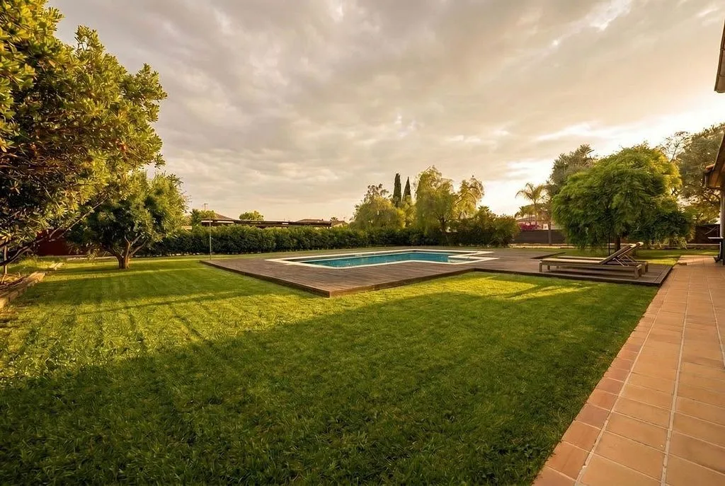 Garden - Single-Storey Villa with Pool in Sa Planera