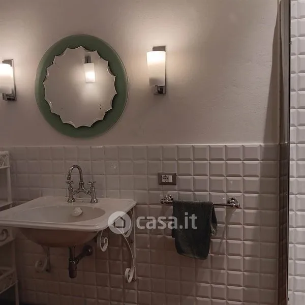 Salles de bain - Luxury Apartment in Historic Palazzo, Florence