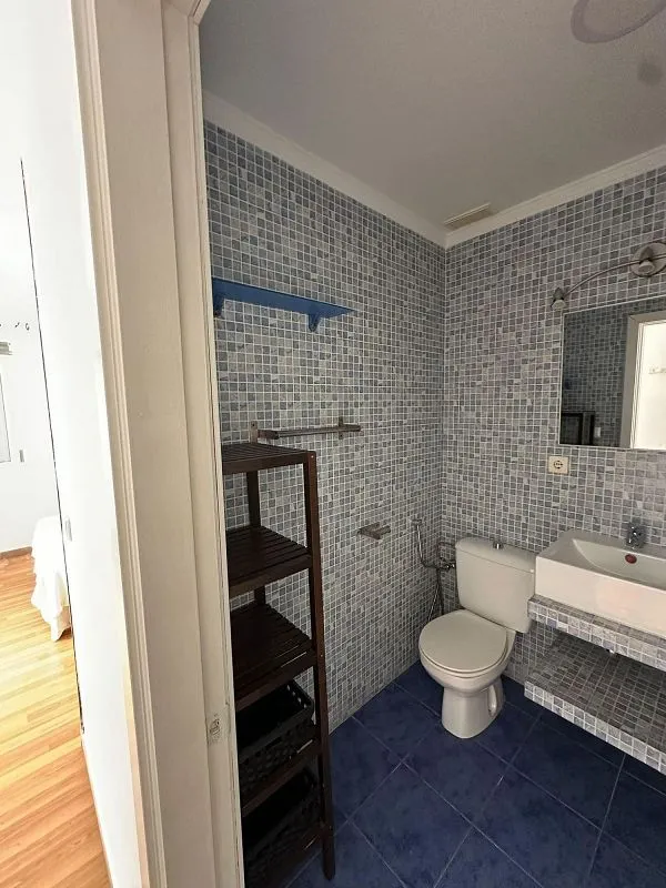 Vannitoad - Semi-Detached House with Terrace in South