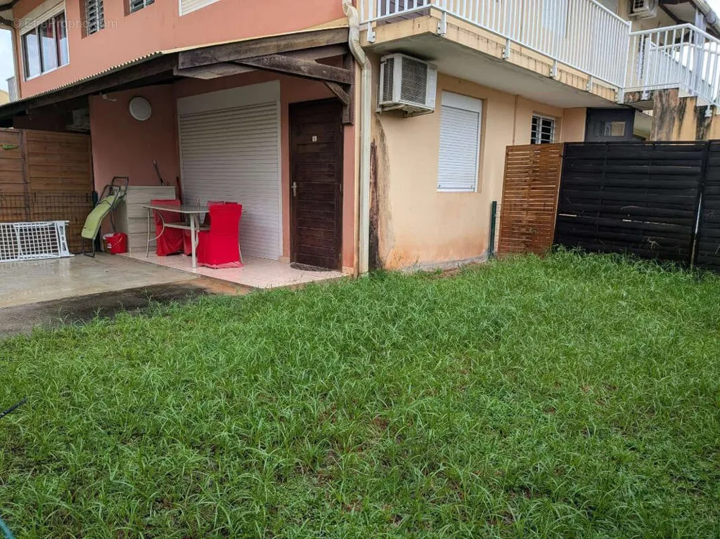 Jardin - Studio avec Jardinet à Cayenne