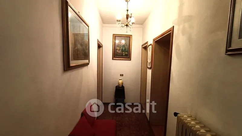 Esik - Terraced House with Garage in Prato