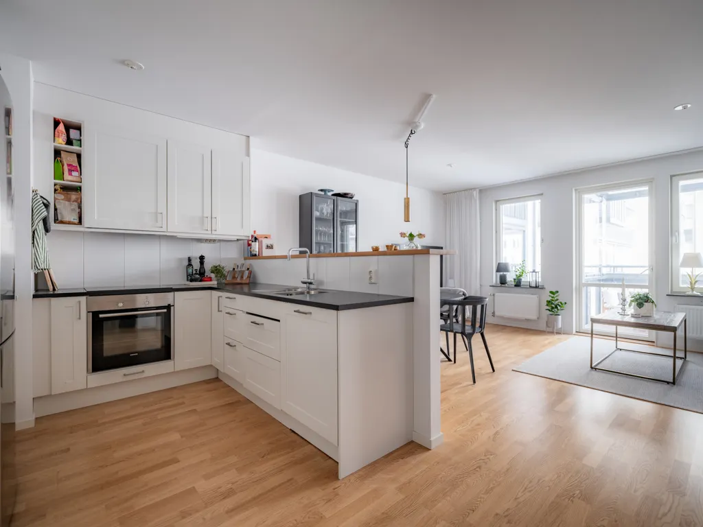 Cuisine - Apartment with Large Balcony in Täby