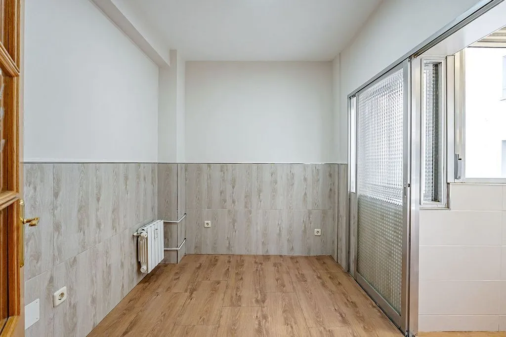 Entrée - 3-Bedroom Flat with Terrace in Aluche