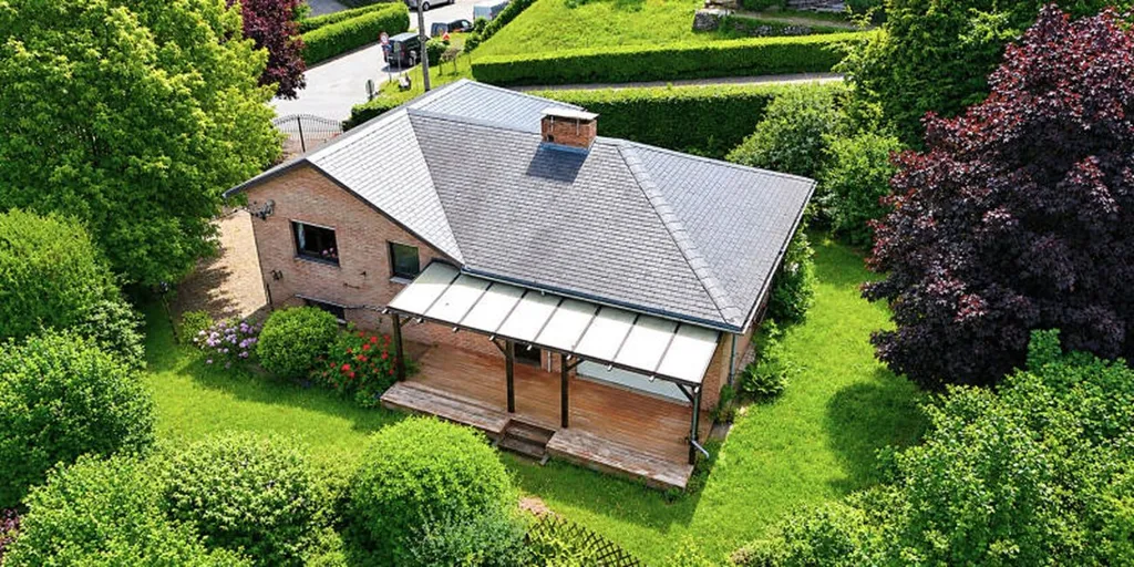 Vue aérienne - Maison à rénover avec terrasse à Visé