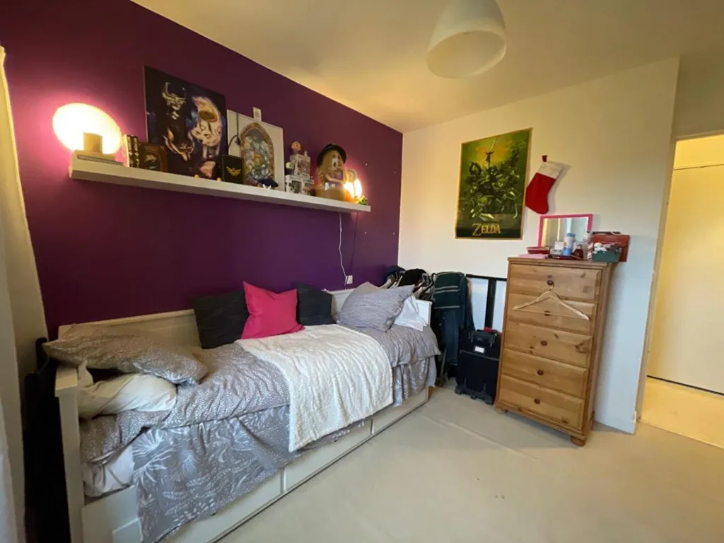 Chambres - Appartement 3 Pièces avec Vue Village à Saint-Arnoult