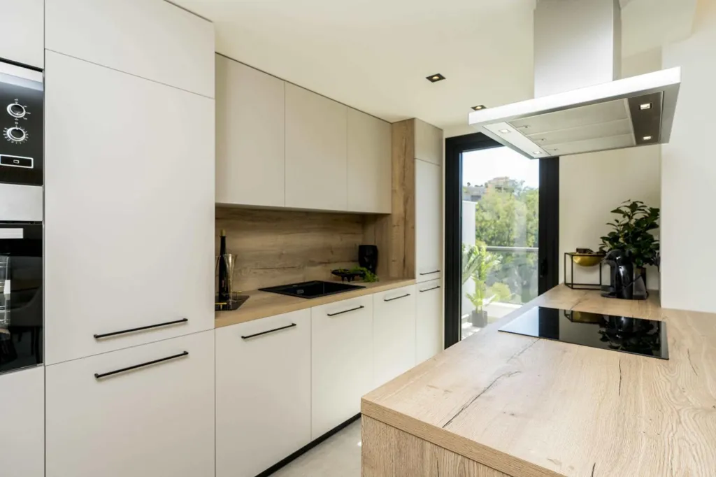 Cuisine - 3-Bedroom Flat with Pool in Marbella
